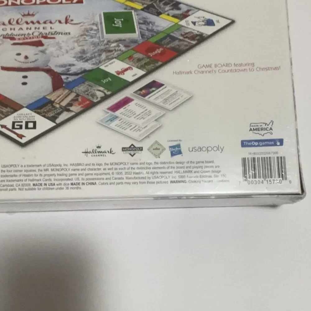 USAopoly Hallmark Channel Countdown to Christmas Edition Board Game 2022 Ages 8+